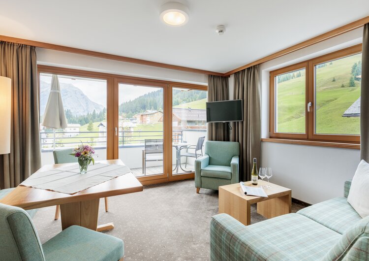 lounge hotel room Lech in summer